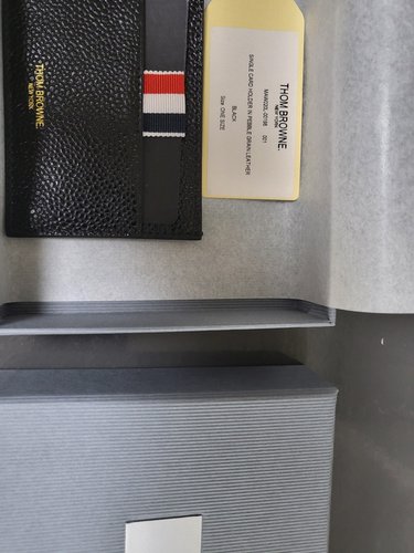 [톰브라운] 24FW 삼선탭 카드지갑 (MAW020L 00198 001)