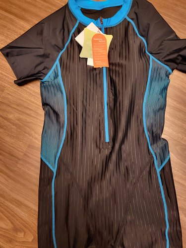 [본사] 베이직엘르 여성 반팔 3부 지퍼 반전신 실내수영복 블랙 BEF-R108K