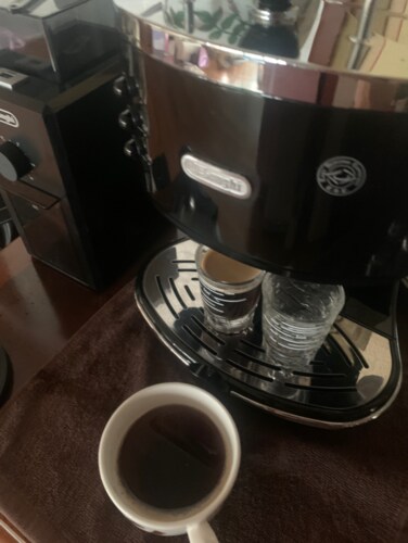 [드롱기] 아이코나 반자동 커피머신 블랙 ECO311.BK
