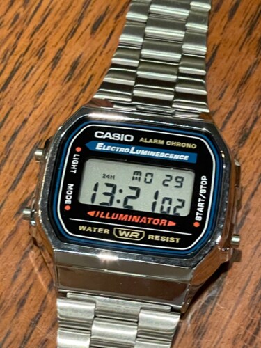 카시오 빈티지 A168WA-1WDF 공용 전자 손석희 메탈 손목시계