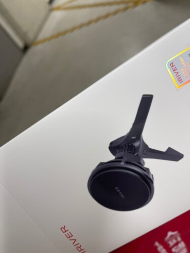 아이리버 공식판매점 맥세이프 차량용 핸드폰 냉각 쿨링 고속 무선충전 거치대 충전기 ICR-MC1
