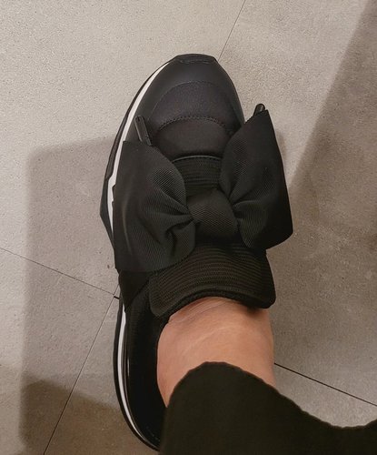 [슈콤마보니] SUECOMMA BONNIE DG4DS24028BLK RIbbon mlue sneakers(black)