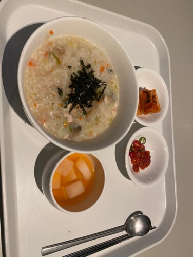 [키친델리] 스시블랙 생연어초밥(5입)