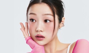 잉글롯 최대 25% 할인 제품 구매 시 립스틱 매트 정품 증정  
