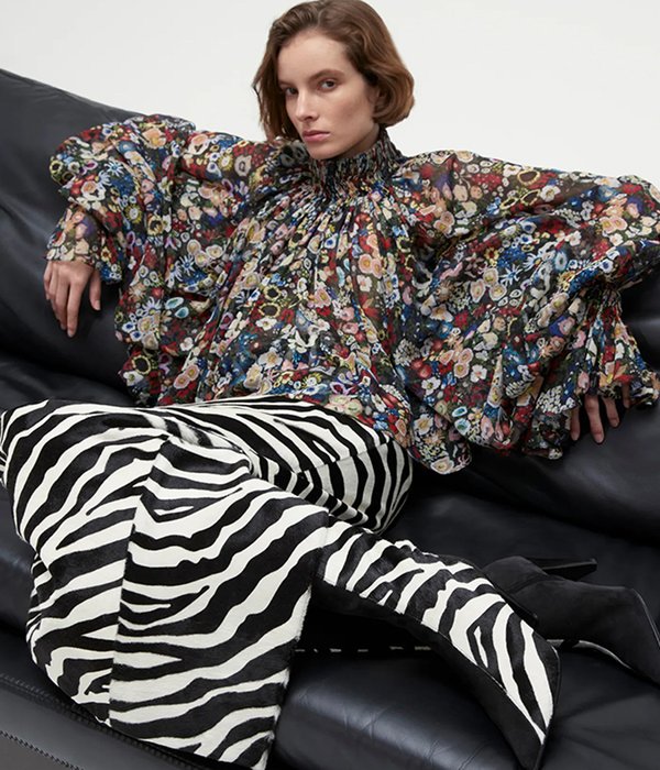 스타일을 정의하는 절제된 아름다움.