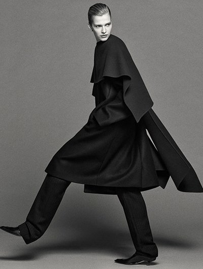 스타일리시한 니트와 데일리하게 어디에나 잘 어울리는 컬렉션