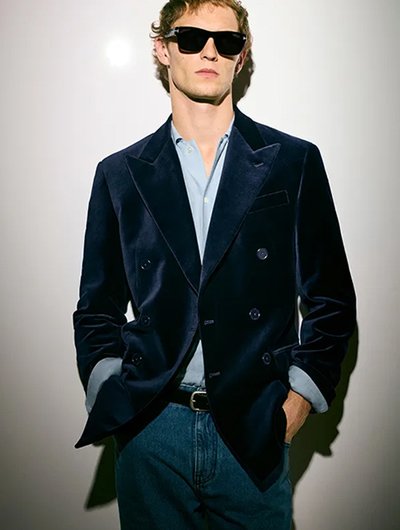 절제된 스타일의 남성 선글라스